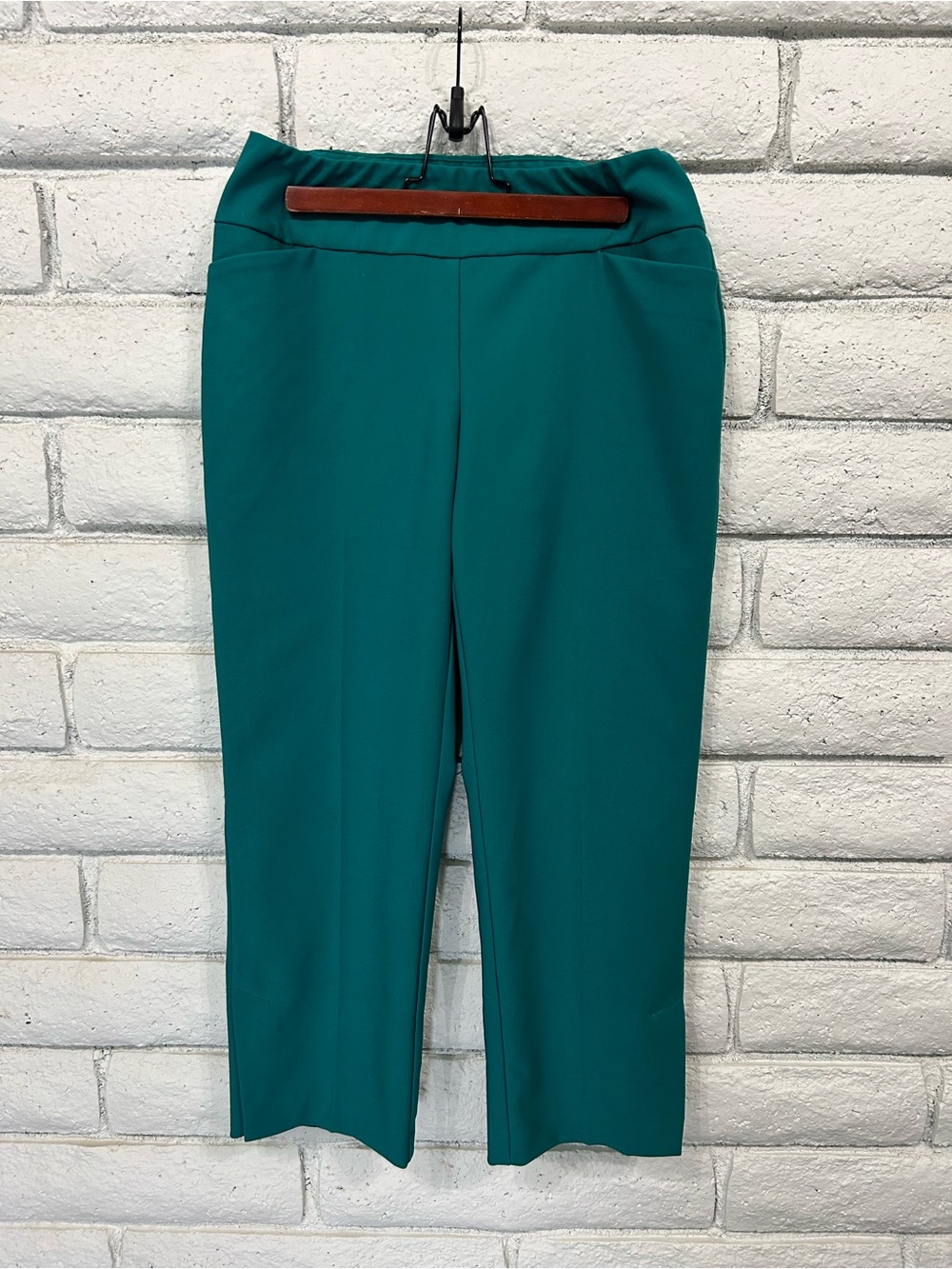 up! Emerald Green Pull-On‎ Ankle Pants Women’s Size 6 Stretch Career Crop